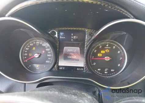 2015 Mercedes-Benz C 300 Sport из США, поврежденный, VIN 55SWF4JB2FU045434